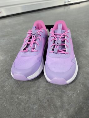 NWT Athletic Works Girls' Lavender Sneakers with Pink Laces Size 1